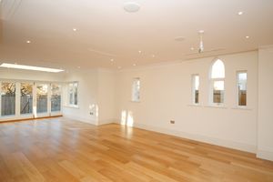 Photo 11- click for photo gallery